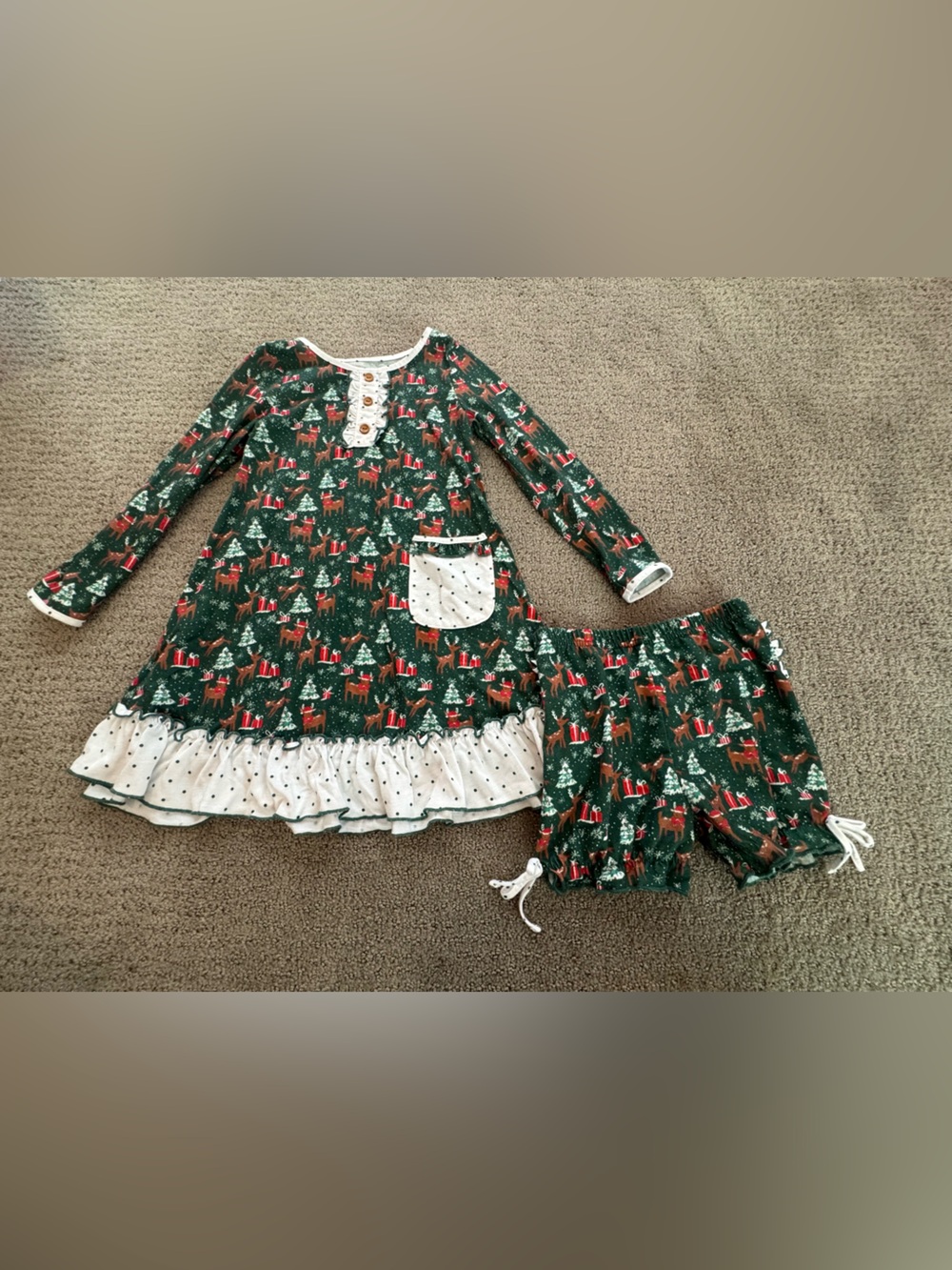 SweetHoney Size 6 Christmas PJ Set Green Reindeer Ruffle Polka Dot